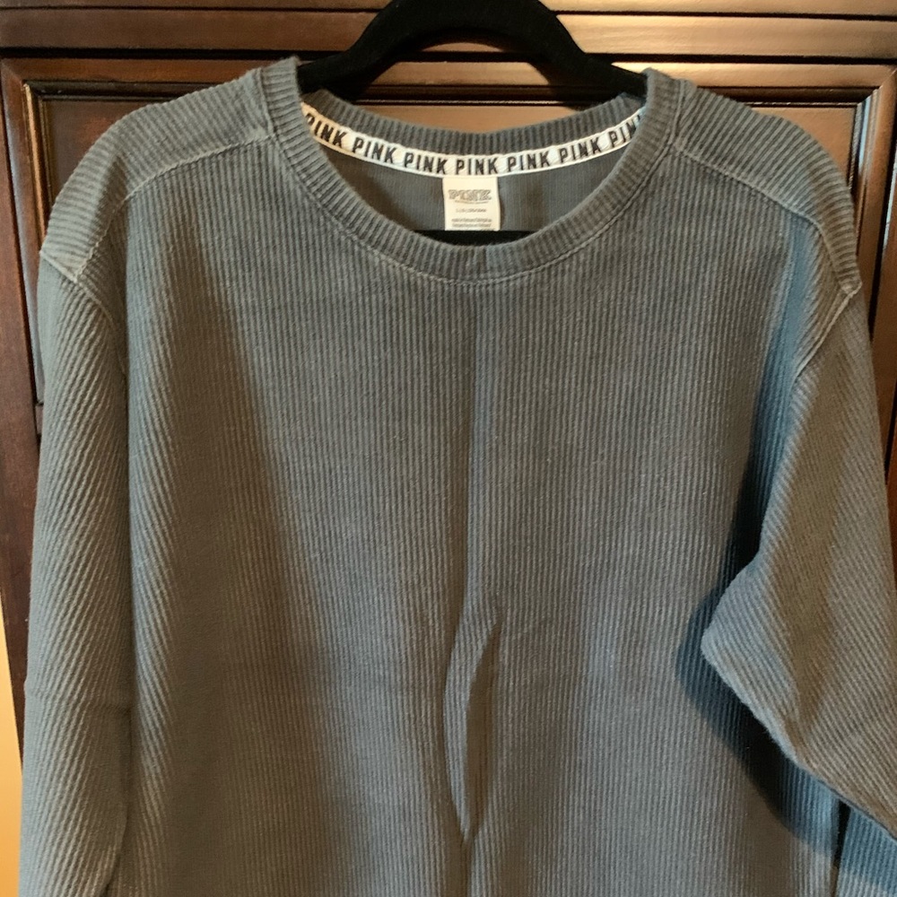 Victoria’s Secret pink vintage wash legging crew